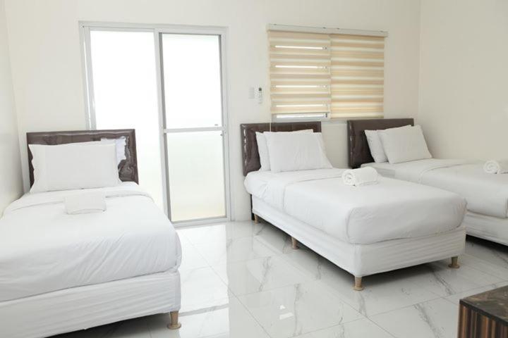 Centtro Residences Los Banos  Exterior photo
