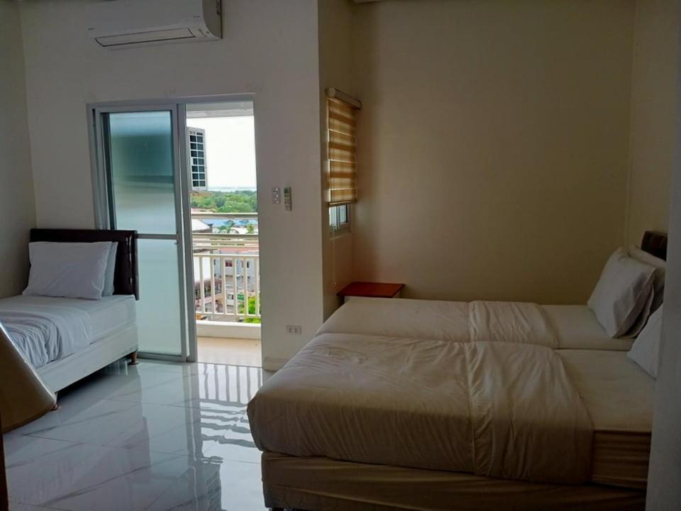 Centtro Residences Los Banos  Exterior photo