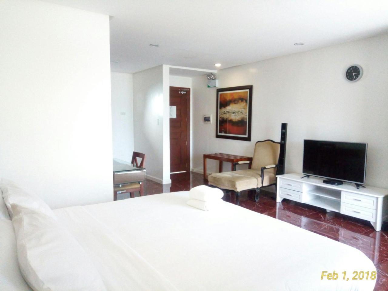 Centtro Residences Los Banos  Exterior photo